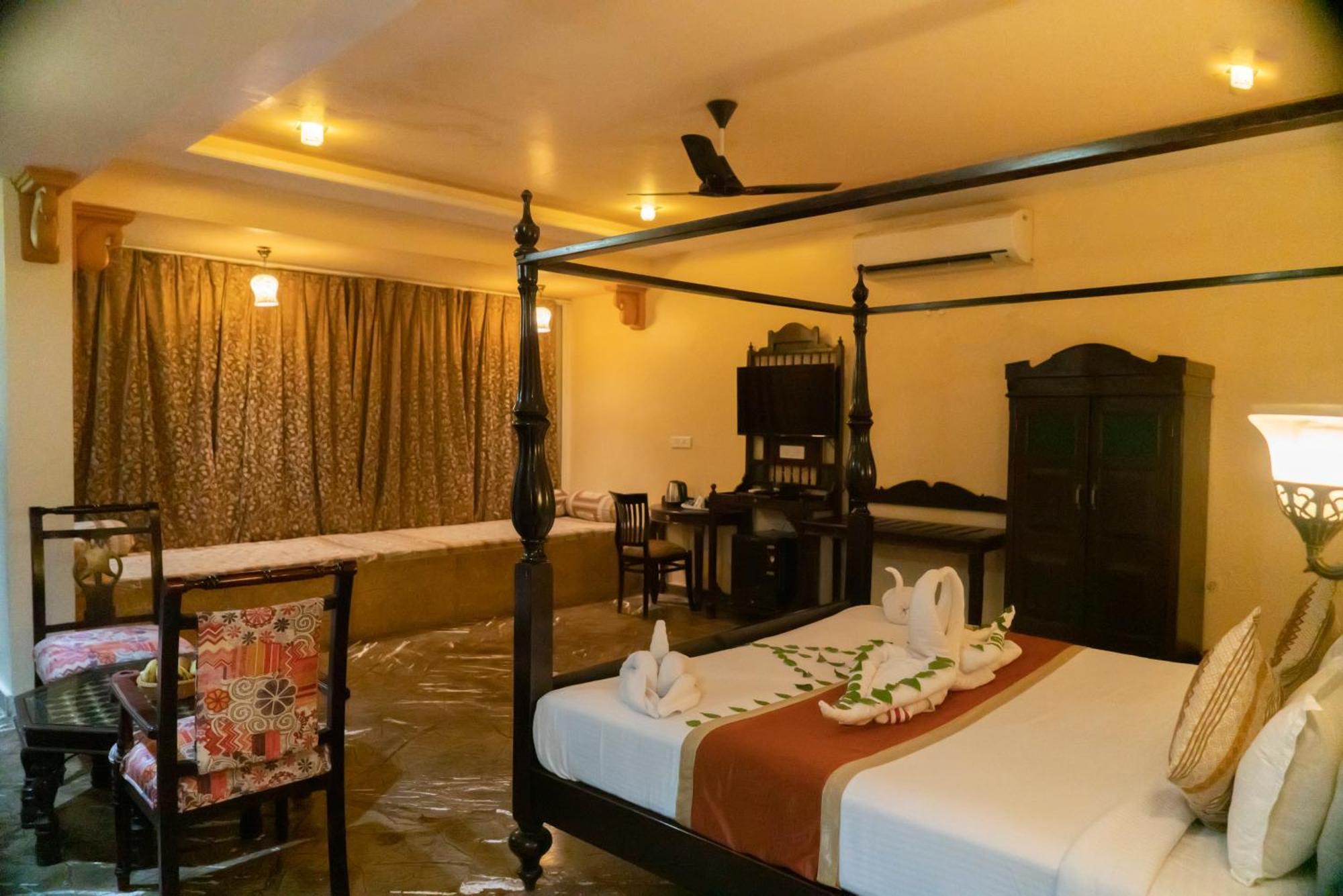 Udai Nature Valley Resort - A Peace Full Farmhouse Resort Удайпур Екстериор снимка